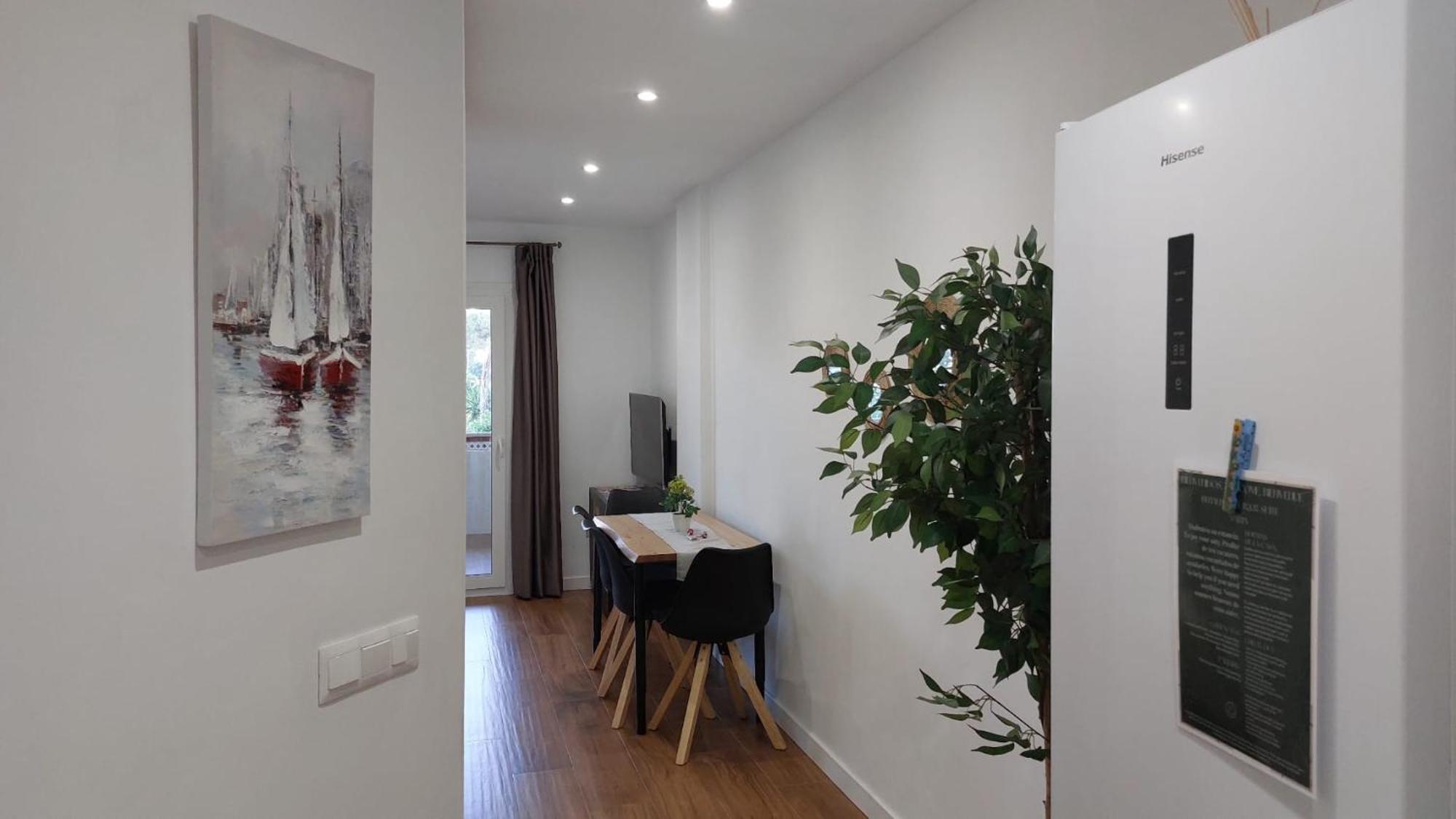 Benalbeach R&R Suite 贝纳尔马德纳 外观 照片